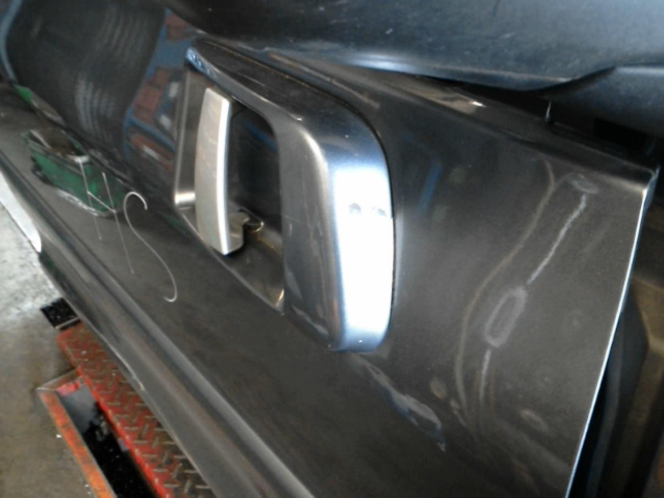Maniglia portiera anteriore destra PEUGEOT 1007 Diésel - 1