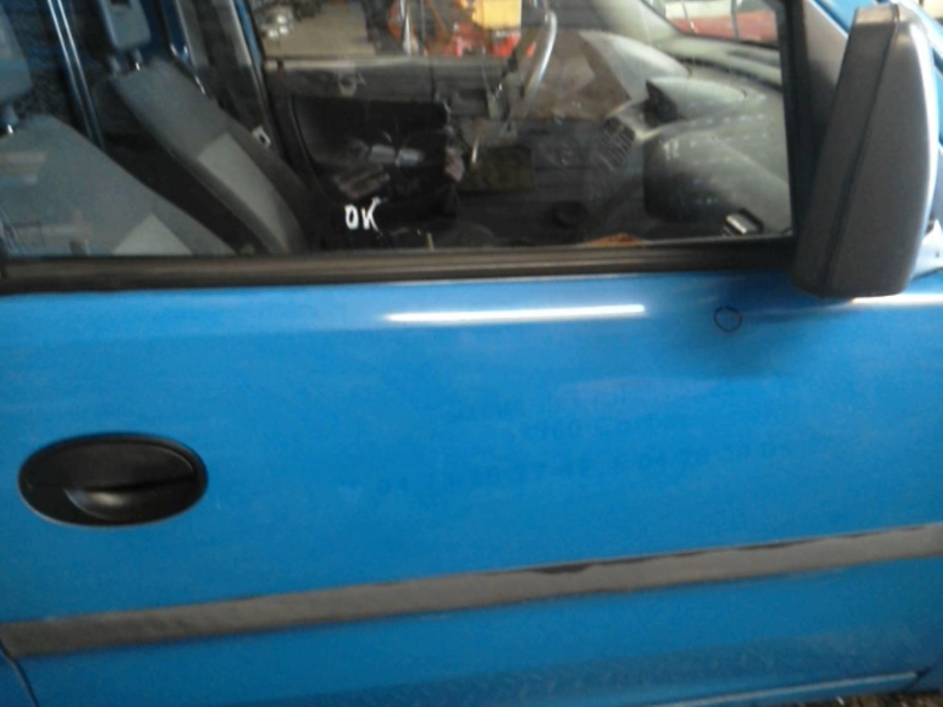 Puerta delantera derecha OPEL COMBO C PHASE 2 Diésel - 1