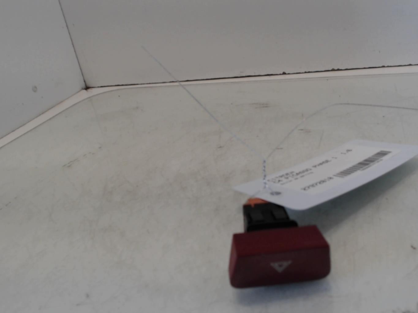 Bouton de warning CITROEN C4 PICASSO 1  - 1