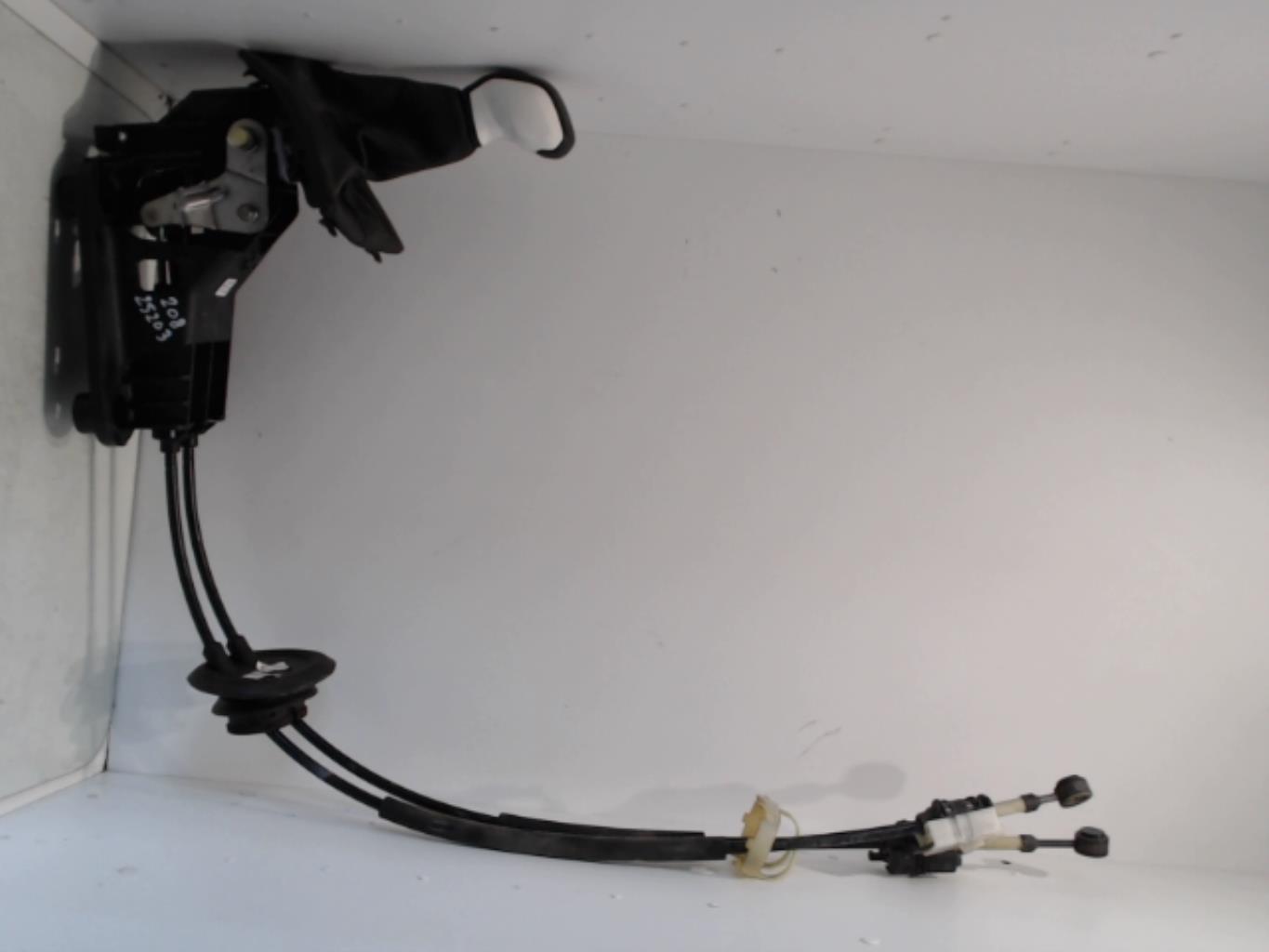 Cable levier de vitesses PEUGEOT 208 1 PHASE 1 Essence - 1
