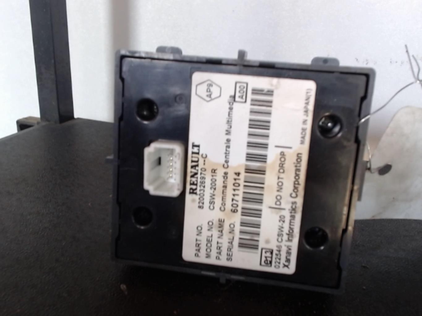 Commande autoradio RENAULT SCENIC 2 PHASE 2 Diesel - 1
