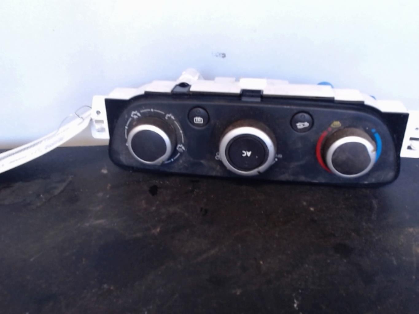 Commande chauffage RENAULT MEGANE 3 PHASE 1 Diesel - 1