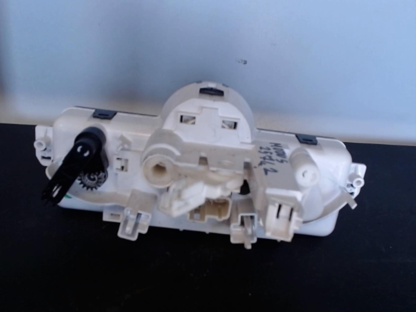 Commande chauffage RENAULT MODUS PHASE 2 Diesel - 1