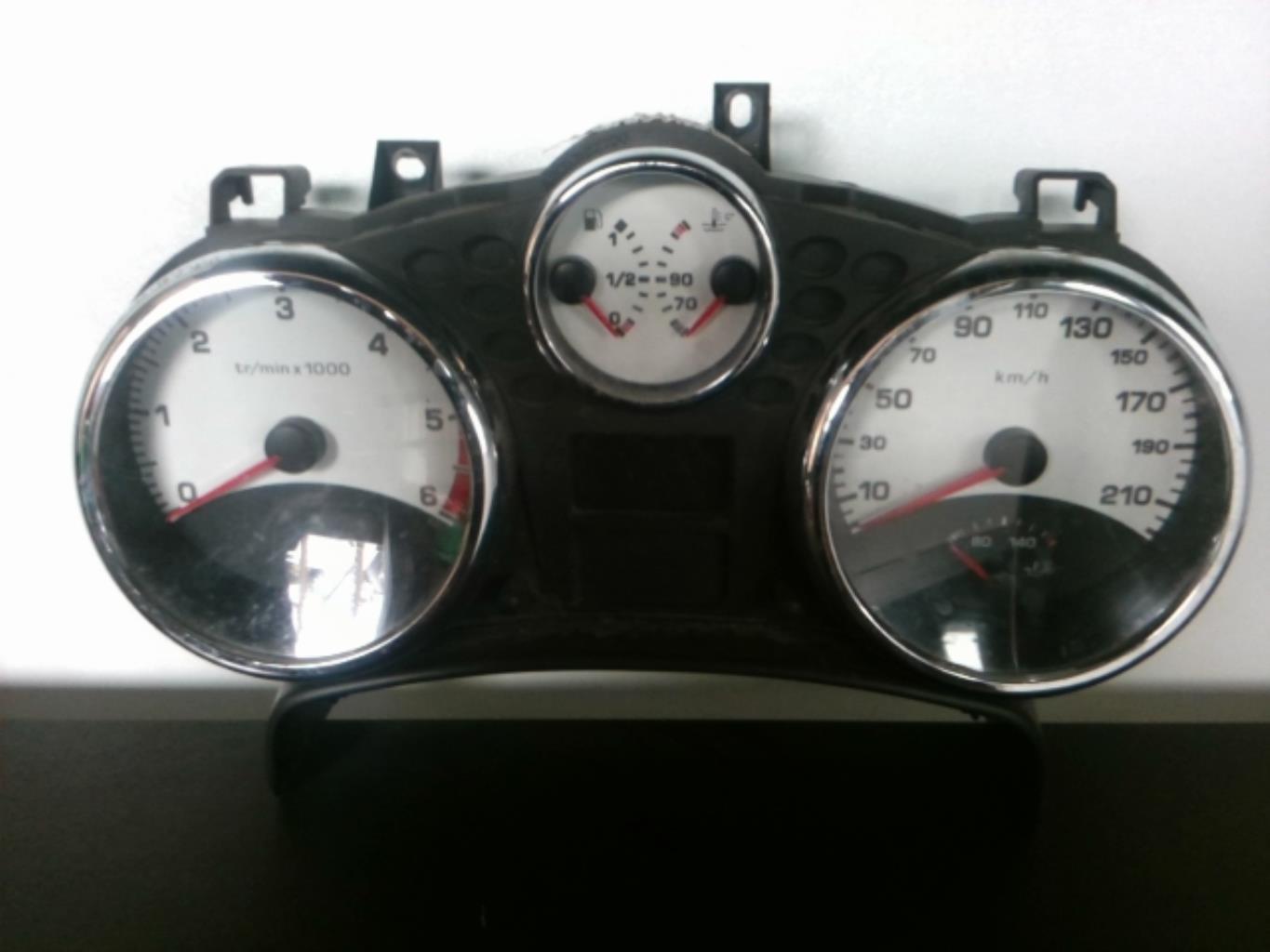 Compteur PEUGEOT 207 Diesel - 1