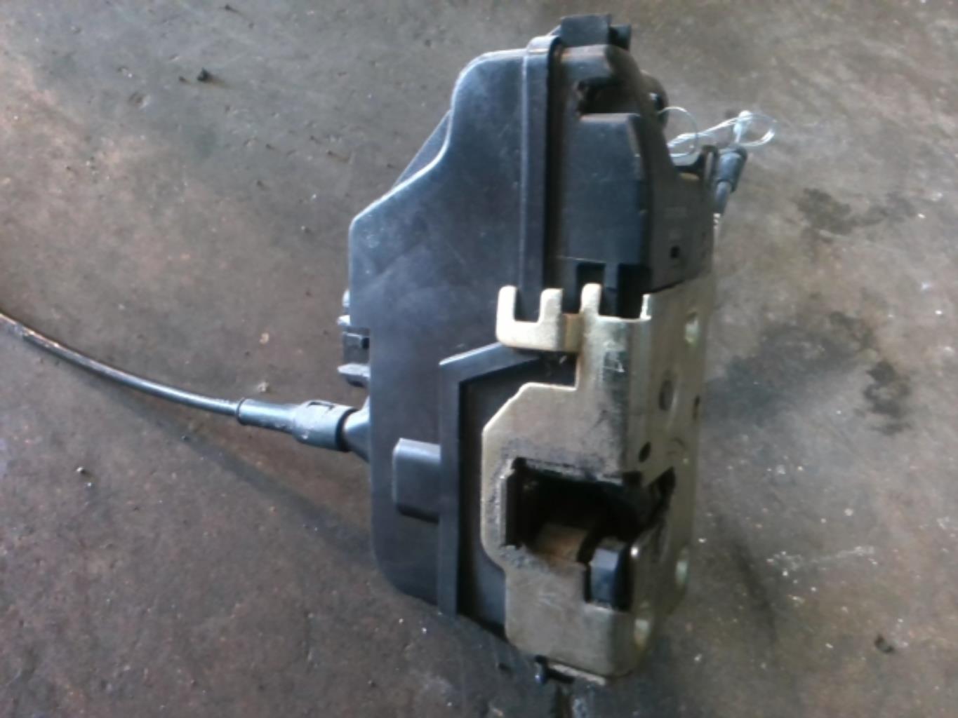 Chiusura centralizzata anteriore destra RENAULT ESPACE 4 PHASE 1 Diésel - 1