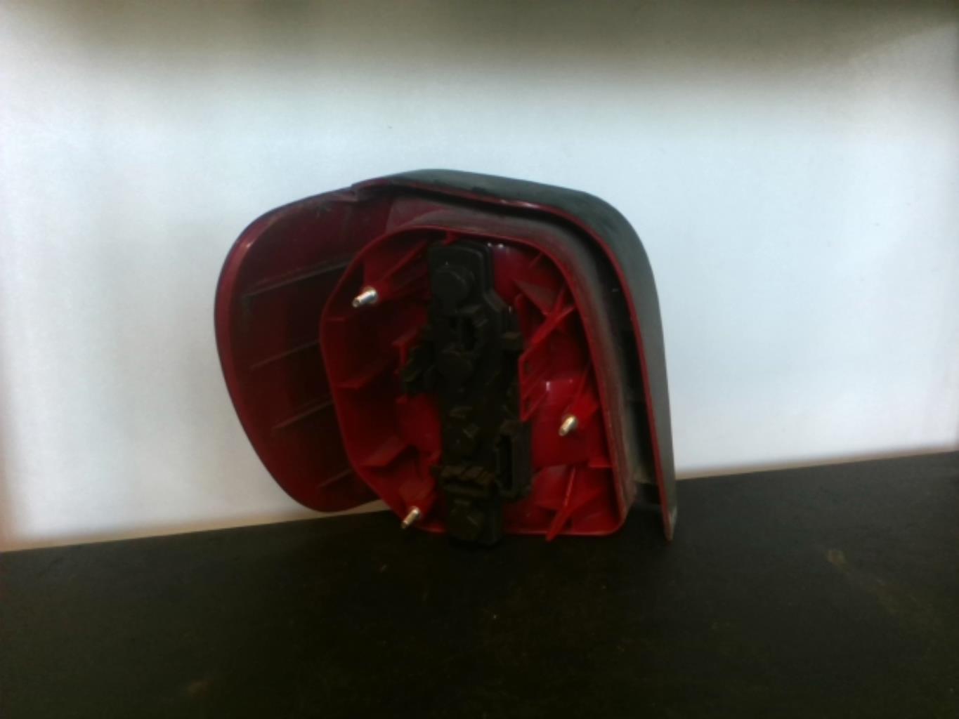 Fanale posteriore principale destro (luci) VOLKSWAGEN POLO 3 PHASE 2 Gasolina - 1