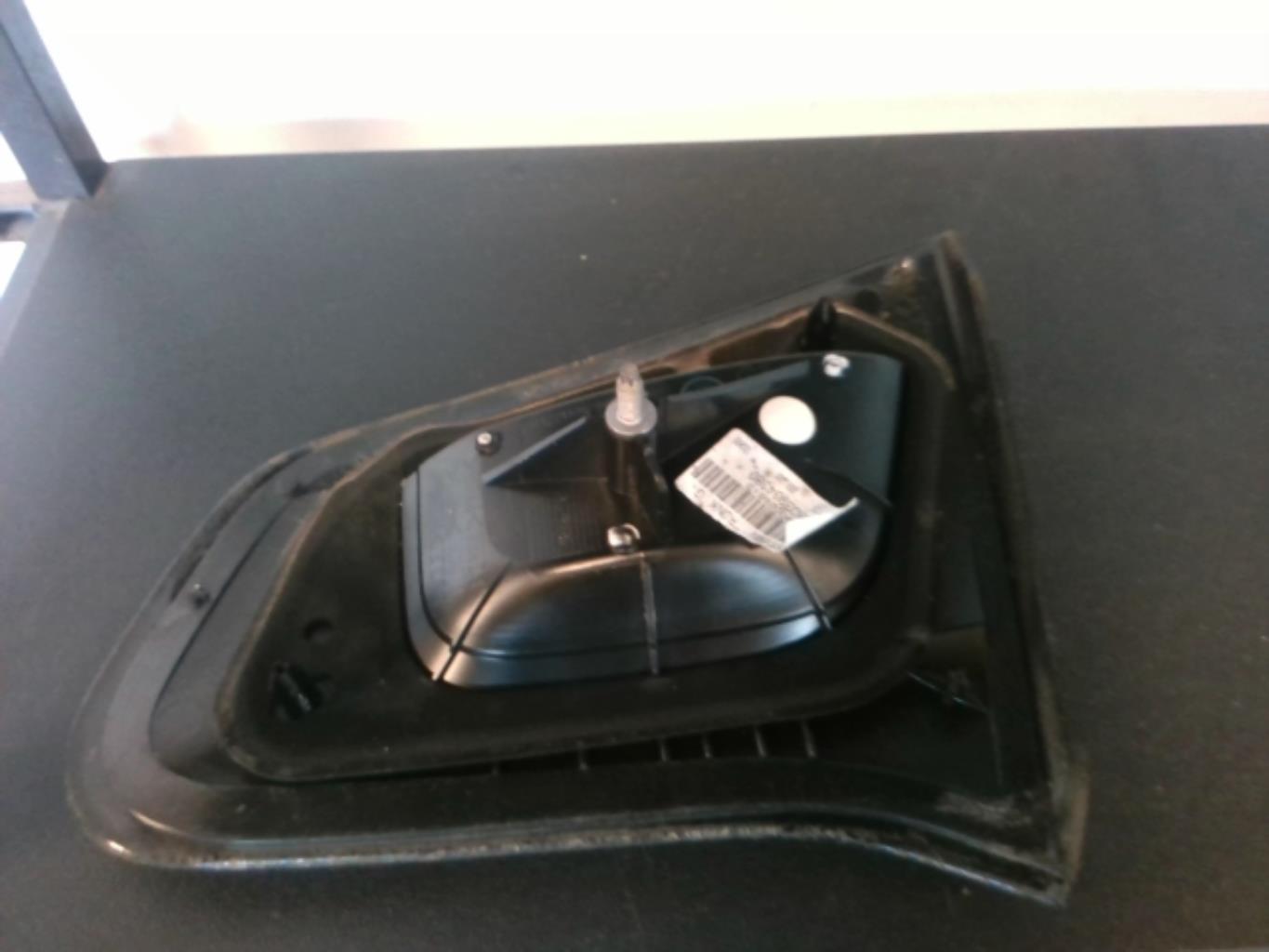 Feu arriere secondaire gauche (feux) CITROEN C3 2 PHASE 2 Essence - 1