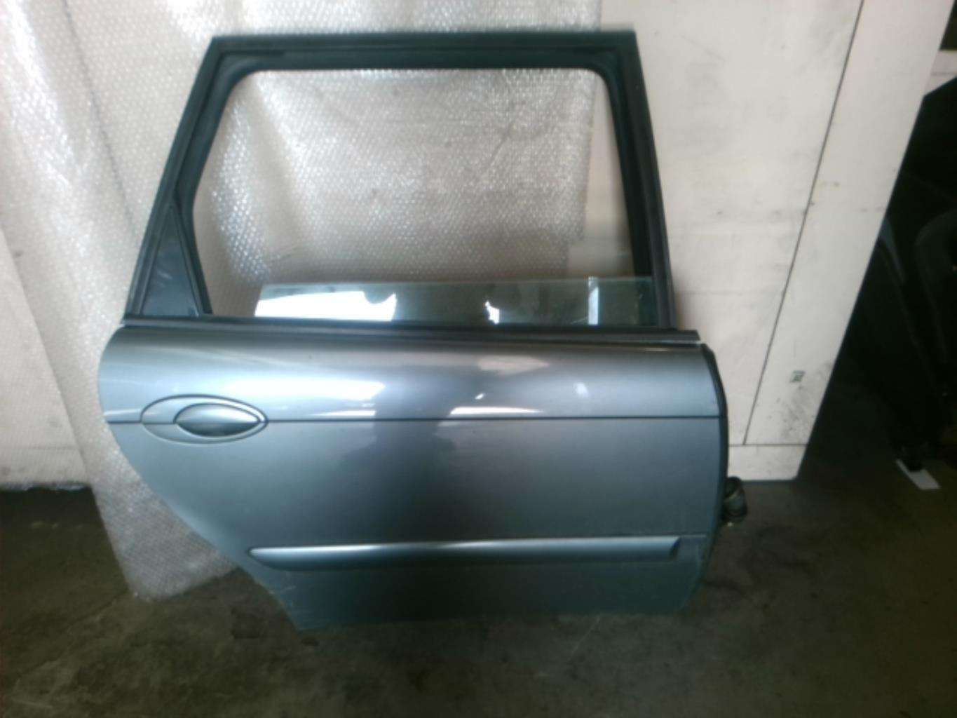 Puerta trasera derecha CITROEN C5 1 PHASE 1 BREAK Diésel - 1