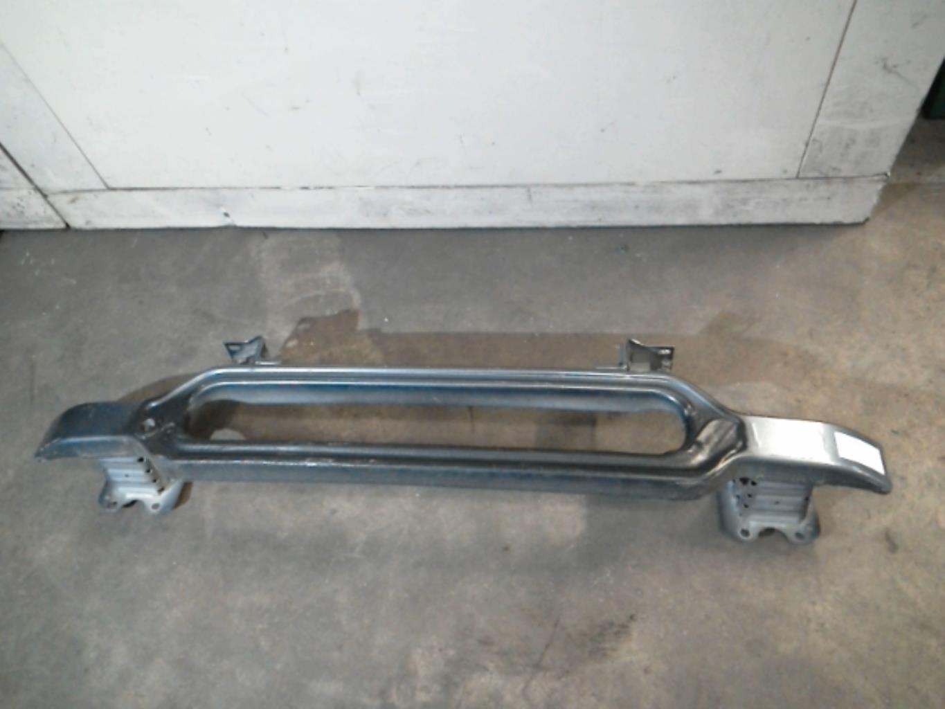 Traversa rinforzo paraurti anteriore PEUGEOT 407 PHASE 1 BREAK Diésel - 1