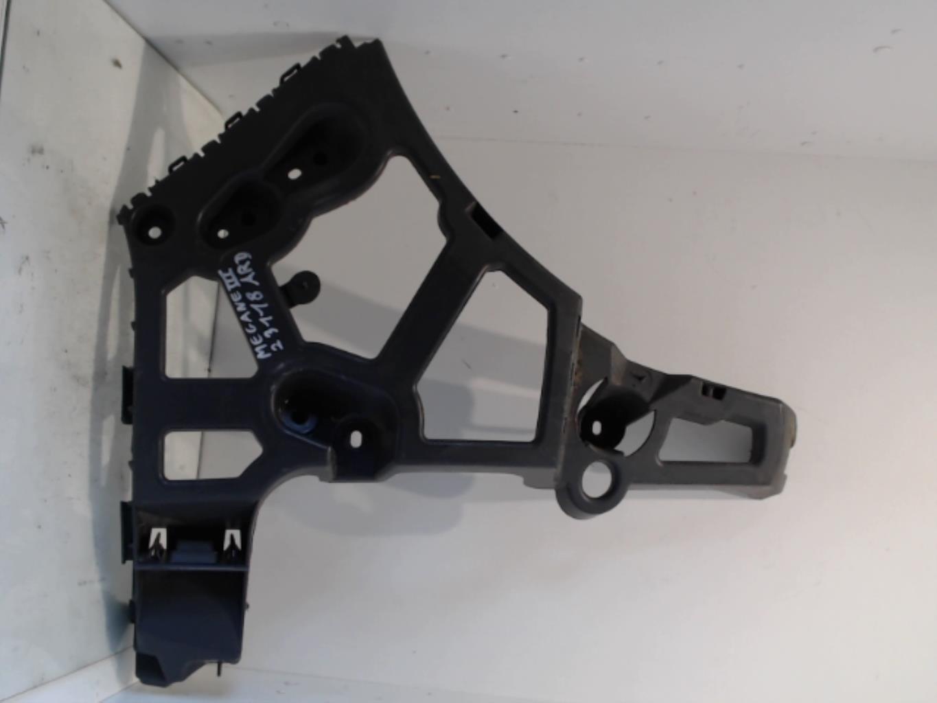 Support de pare chocs arriere RENAULT MEGANE 3 PHASE 1 Diesel - 1