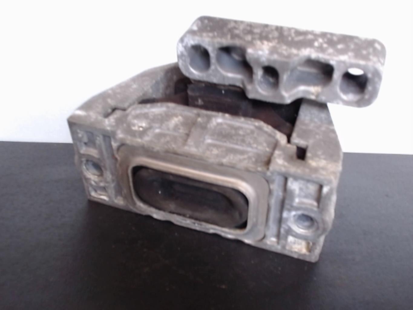 Support moteur gauche VOLKSWAGEN GOLF 5 Diesel - 1