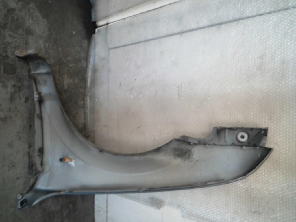 Parafango anteriore destro FORD MONDEO 2 Gasolina - 1