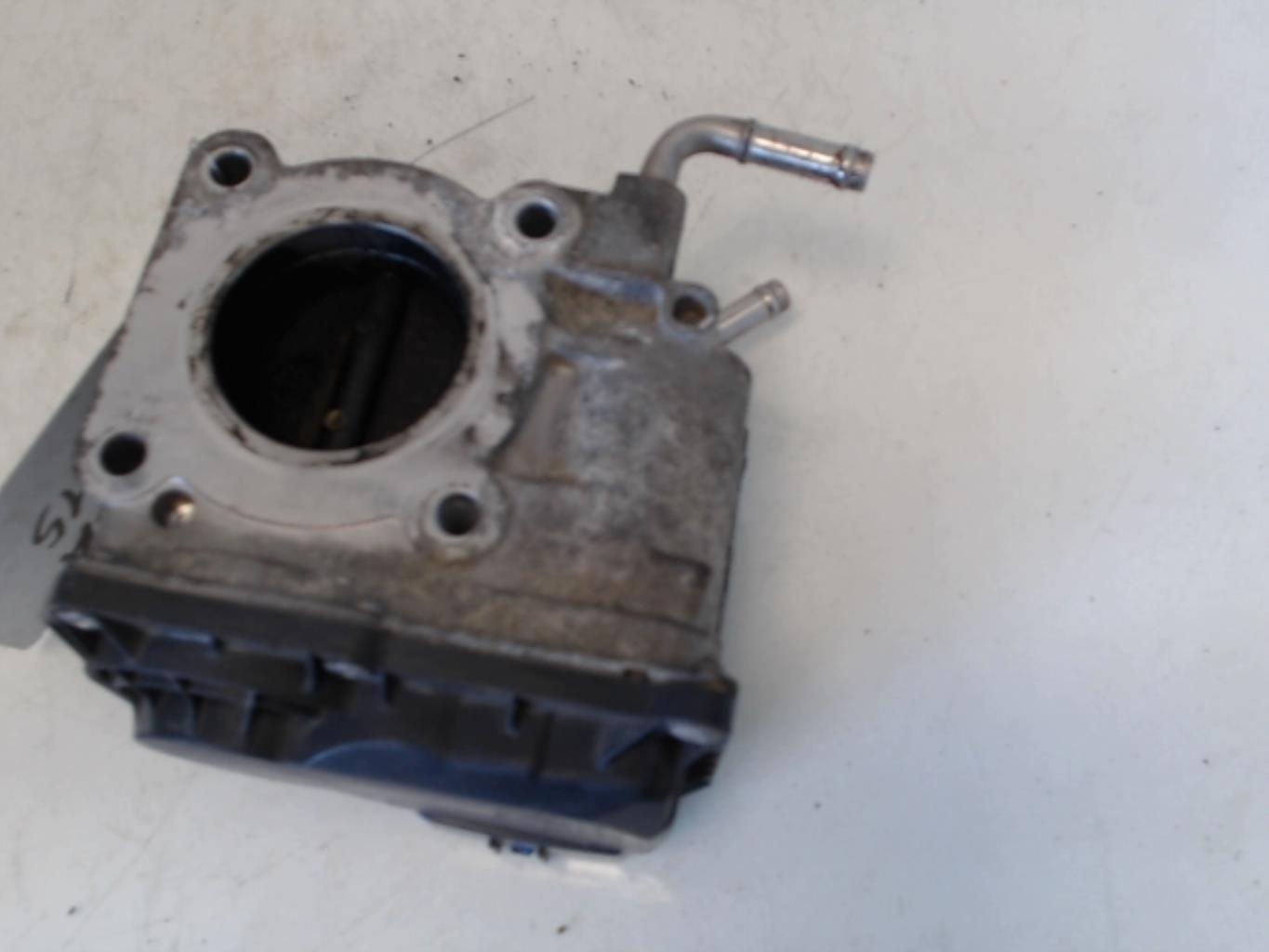 Boitier papillon TOYOTA COROLLA VERSO 2 PHASE 1 Essence - 1