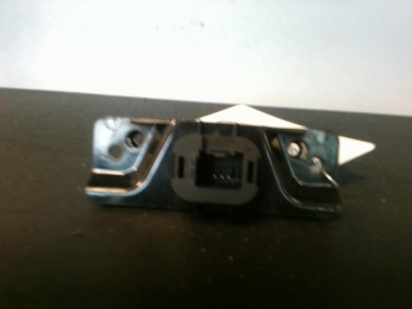 Bouton de warning FORD FIESTA 5 PHASE 2 Diesel - 1