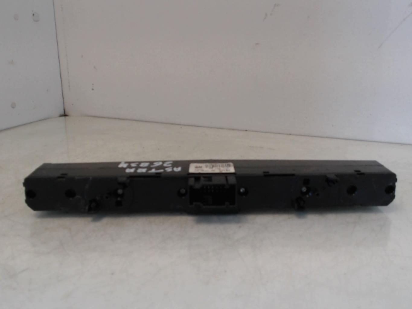 Interruttore luci emergenza OPEL ASTRA H PHASE 2 Diésel - 1
