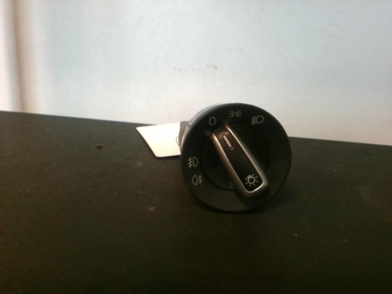 Commande de phare VOLKSWAGEN POLO 5 PHASE 1 Diesel - 1