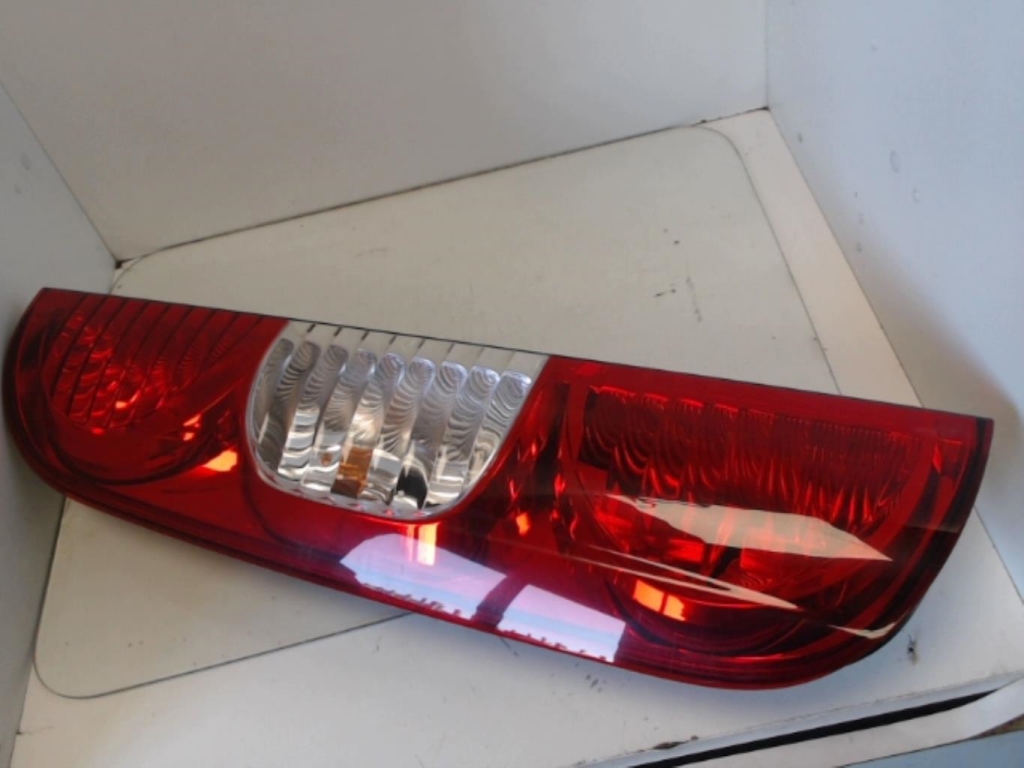 Fanale posteriore principale sinistro (luci) FIAT DOBLO 1 PHASE 2 Diésel - 1