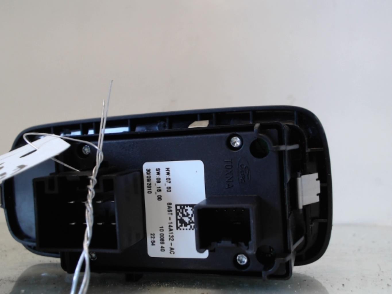 Interruttore lavacristalli anteriore sinistro FORD FIESTA 6 PHASE 2 Diésel - 1