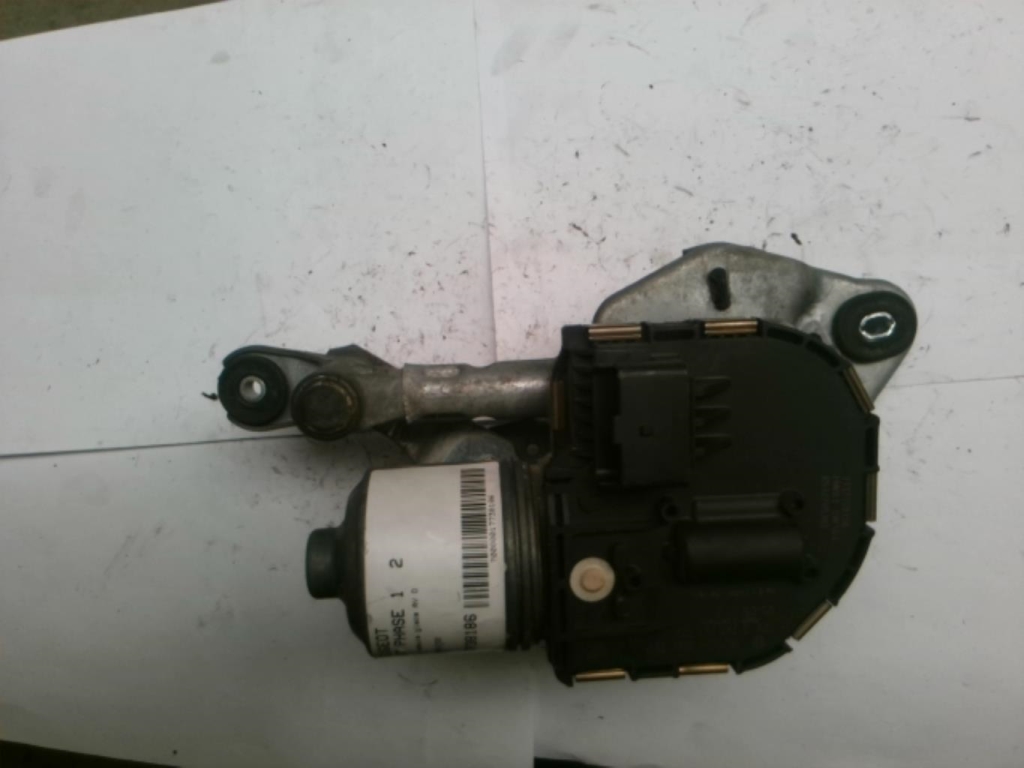 Motore tergicristallo anteriore destro PEUGEOT 407 PHASE 1 Diésel - 1