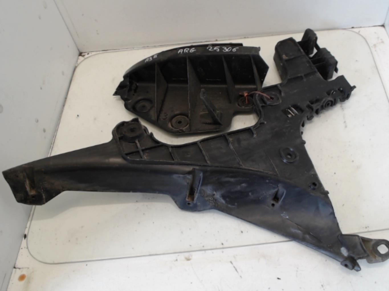 Support de pare chocs arriere AUDI A3 2 PHASE 2 Diesel - 1