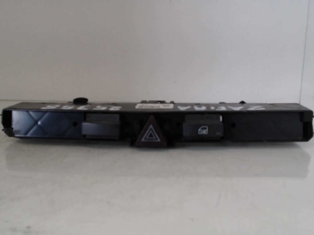 Bouton de warning OPEL ZAFIRA B PHASE 1 Diesel - 1