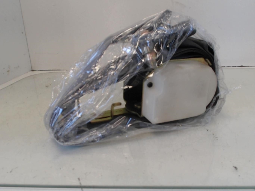 Ceinture avant droit RENAULT CLIO 2 PHASE 1 Essence - 1