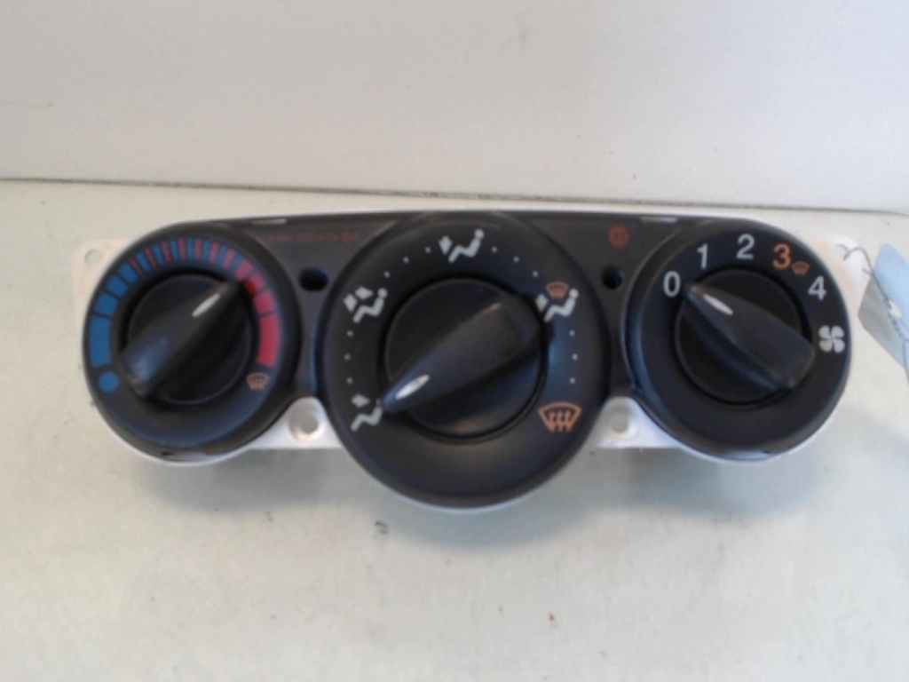 Commande chauffage FORD FOCUS 1 Diesel - 1