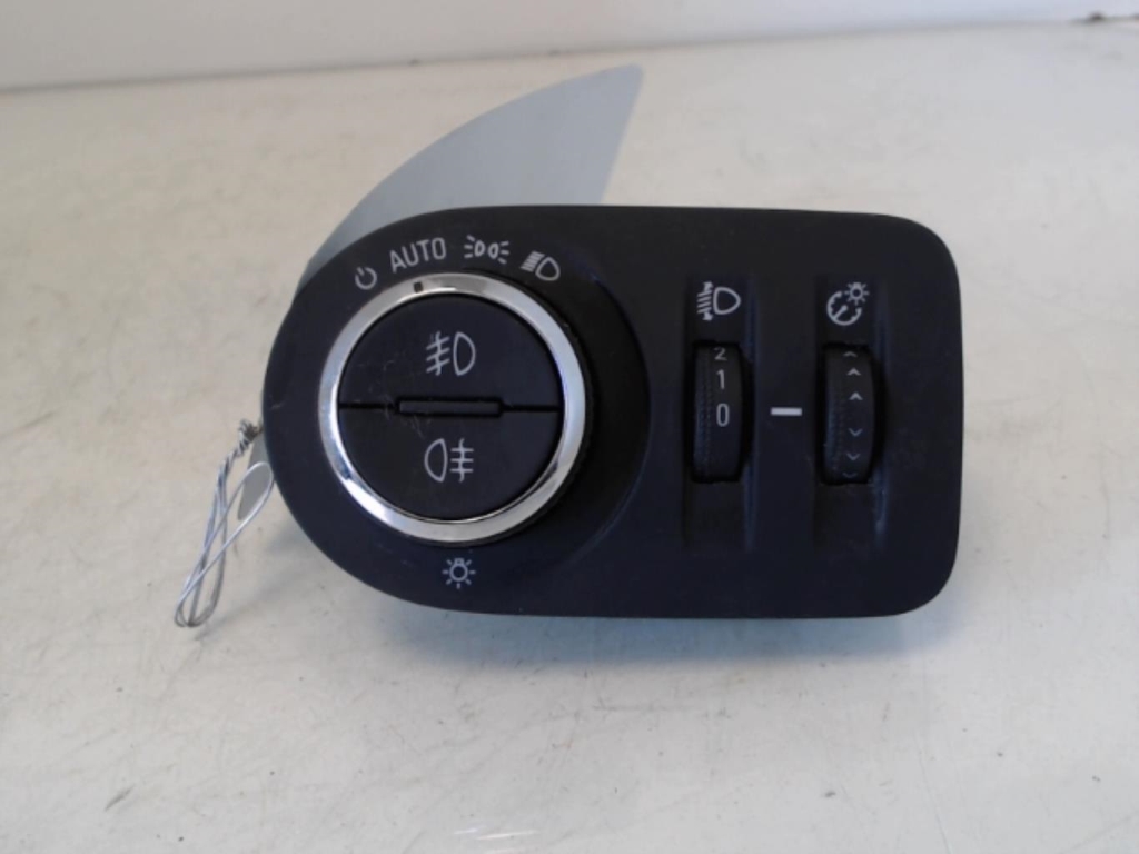 Commande de phare OPEL CORSA D PHASE 2 Diesel - 1