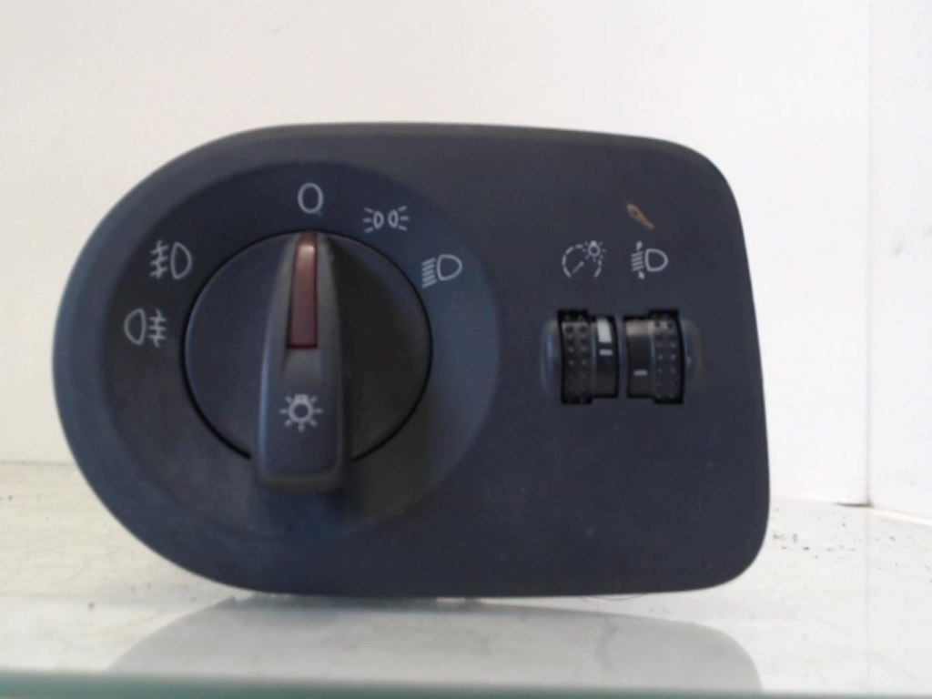Commande de phare SEAT IBIZA 4 PHASE 1 Diesel - 1