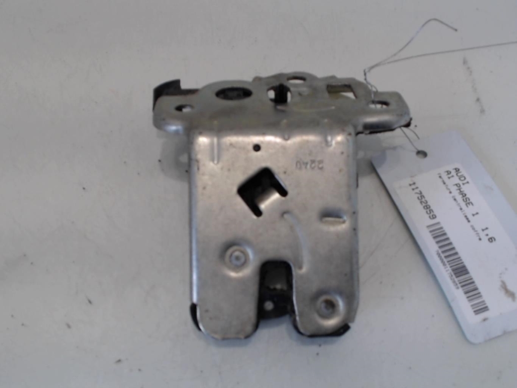Fermeture centralisee coffre AUDI A1 1 PHASE 1 Diesel - 1