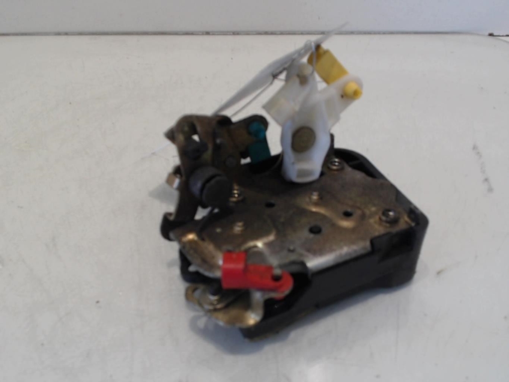 Chiusura non centralizzata posteriore sinistra CHRYSLER PT CRUISER PHASE 1 BREAK Gasolina - 1