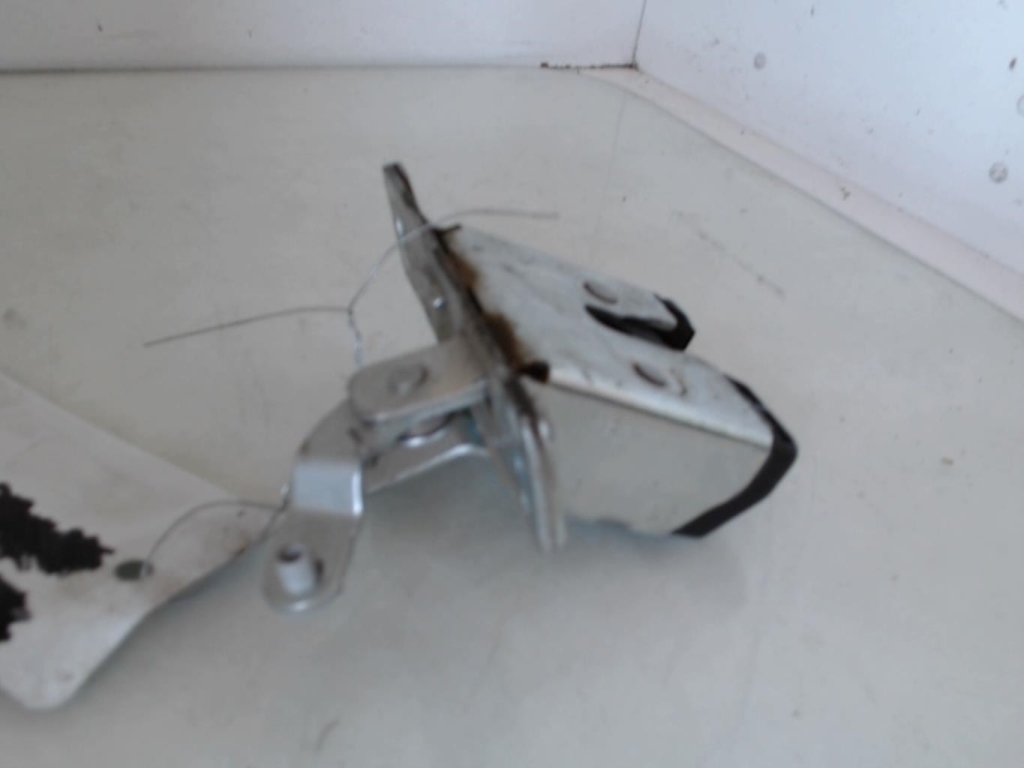 Chiusura non centralizzata bagagliaio OPEL CORSA C PHASE 2 Diésel - 1