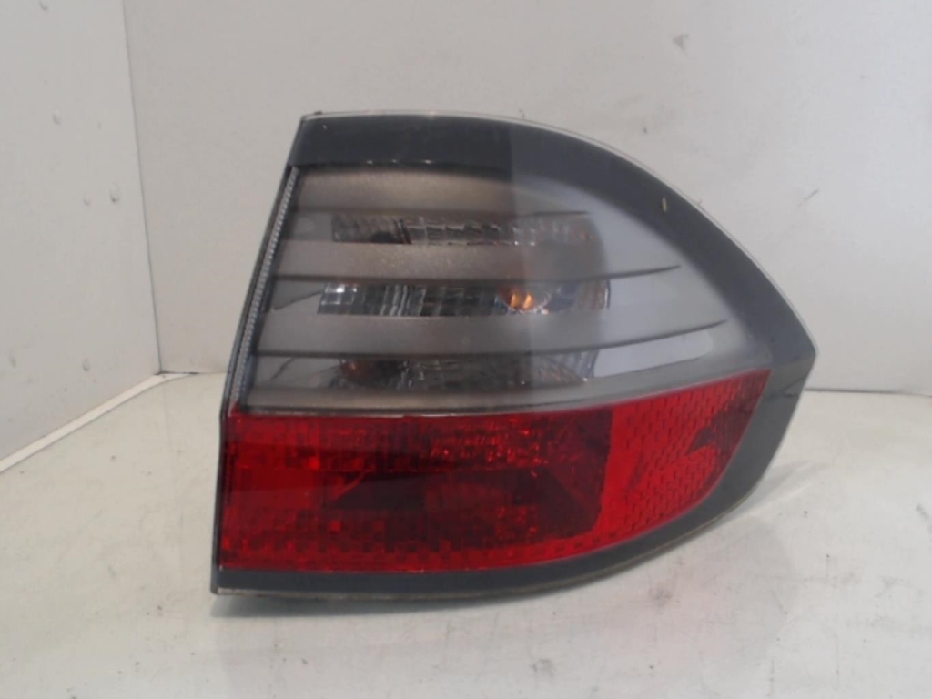 Fanale posteriore principale destro (luci) FORD S-MAX 1 PHASE 1 Diésel - 1