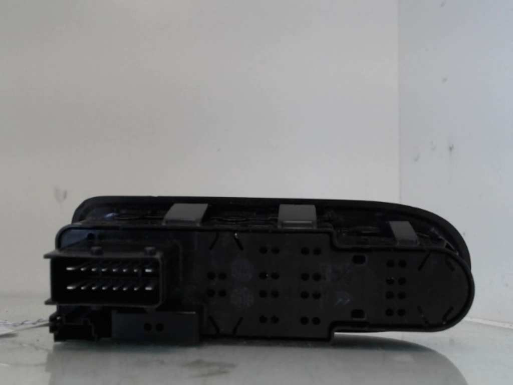 Interruttore alzacristalli CITROEN C3 2 PHASE 1 Diésel - 1