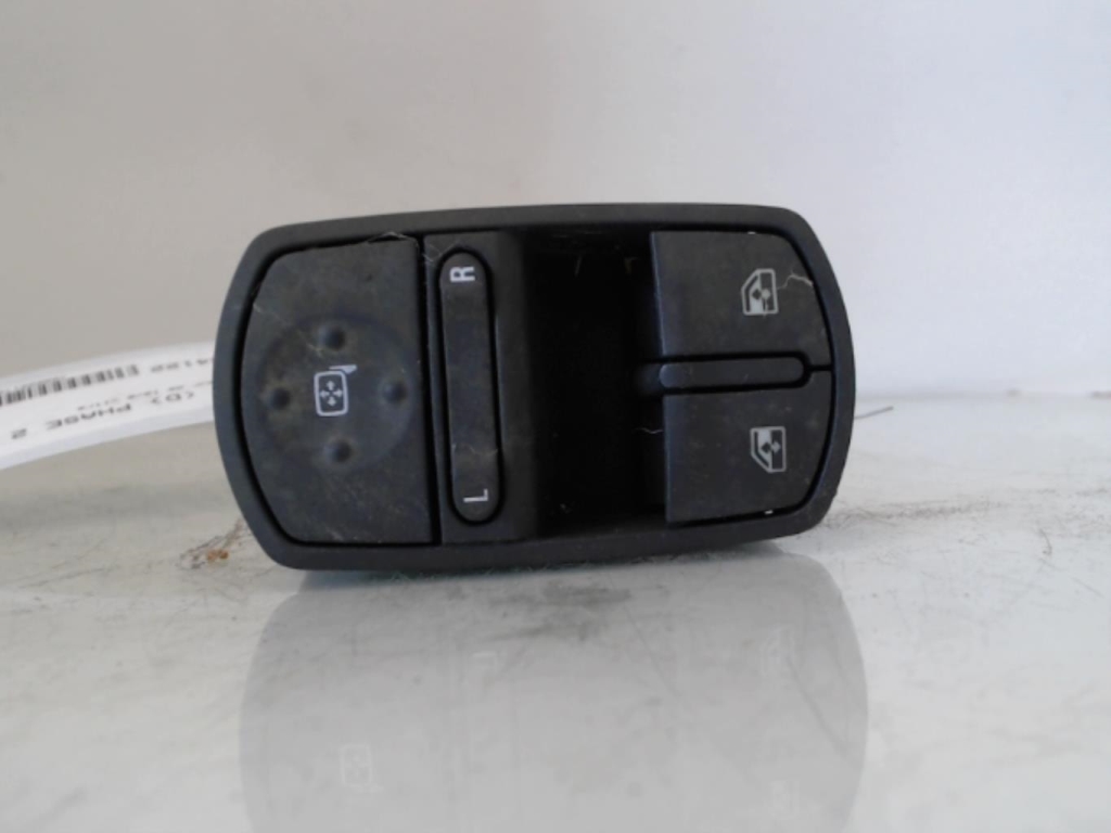 Interrupteur de leve vitre OPEL CORSA D PHASE 2 Diesel - 1