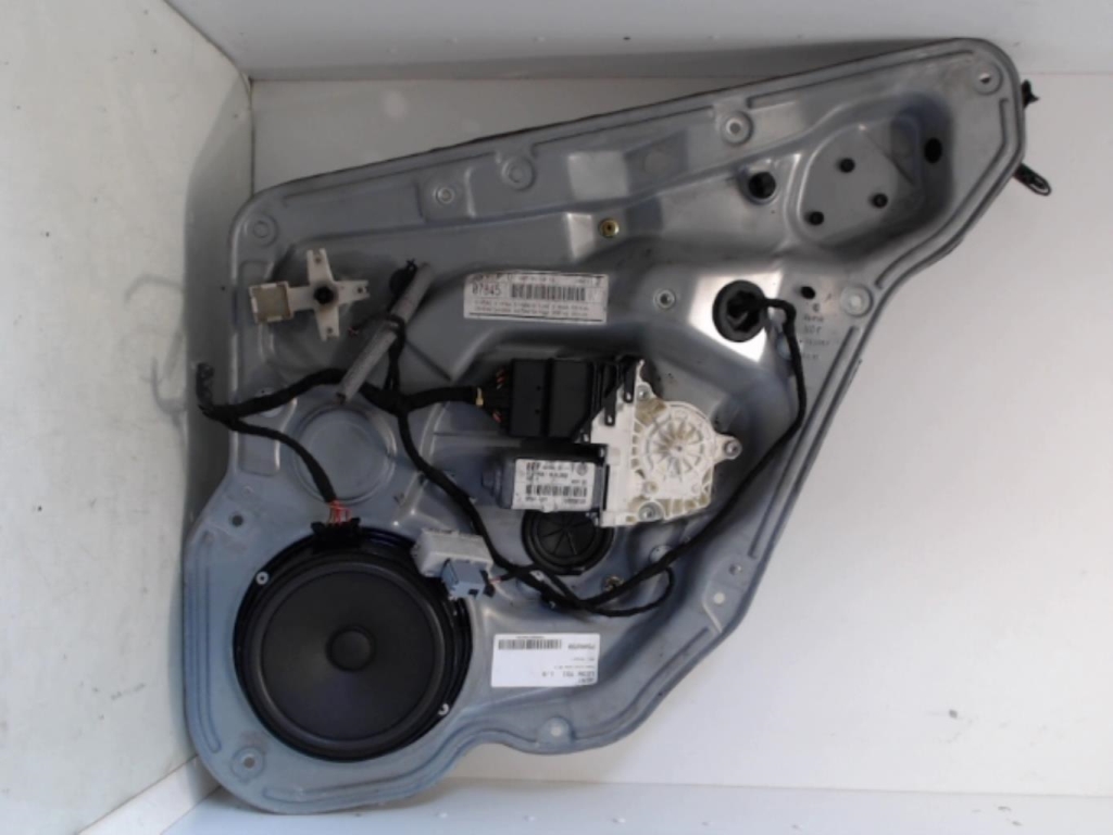 Alzacristalli elettrico posteriore destro SEAT LEON 1 Diésel - 1