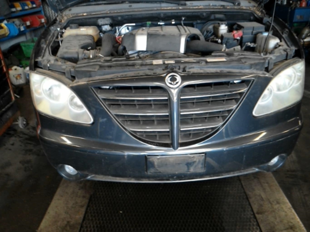 Paraurti anteriore SSANGYONG STAVIC Diésel - 1