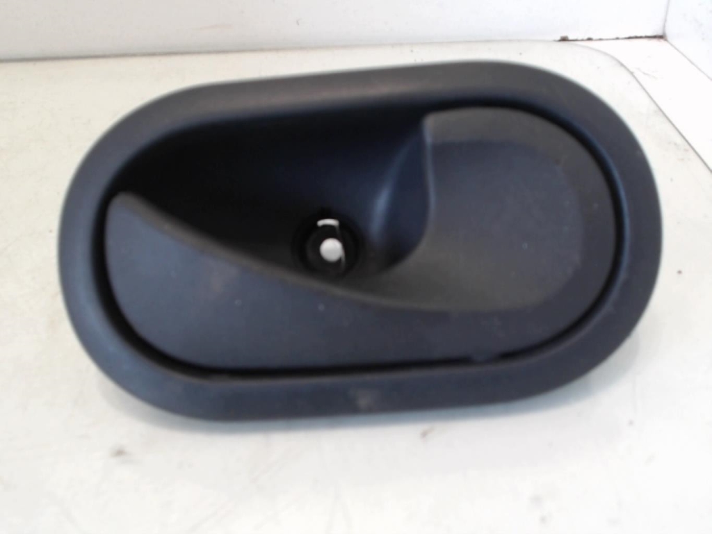 Poignee interieur avant droit RENAULT MODUS PHASE 2 Essence - 1