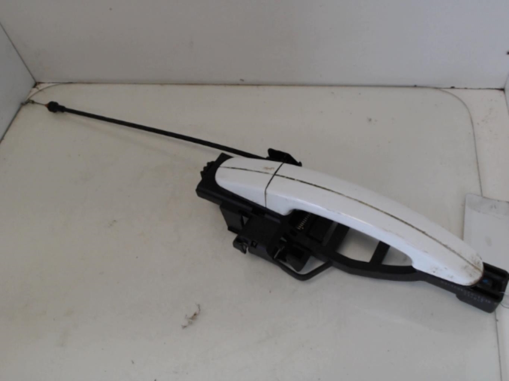 Maniglia portiera anteriore destra FORD FOCUS 3 PHASE 1 Diésel - 1