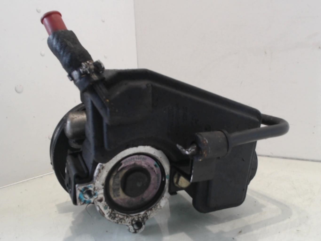 Pompe de direction PEUGEOT 206 Diesel - 1