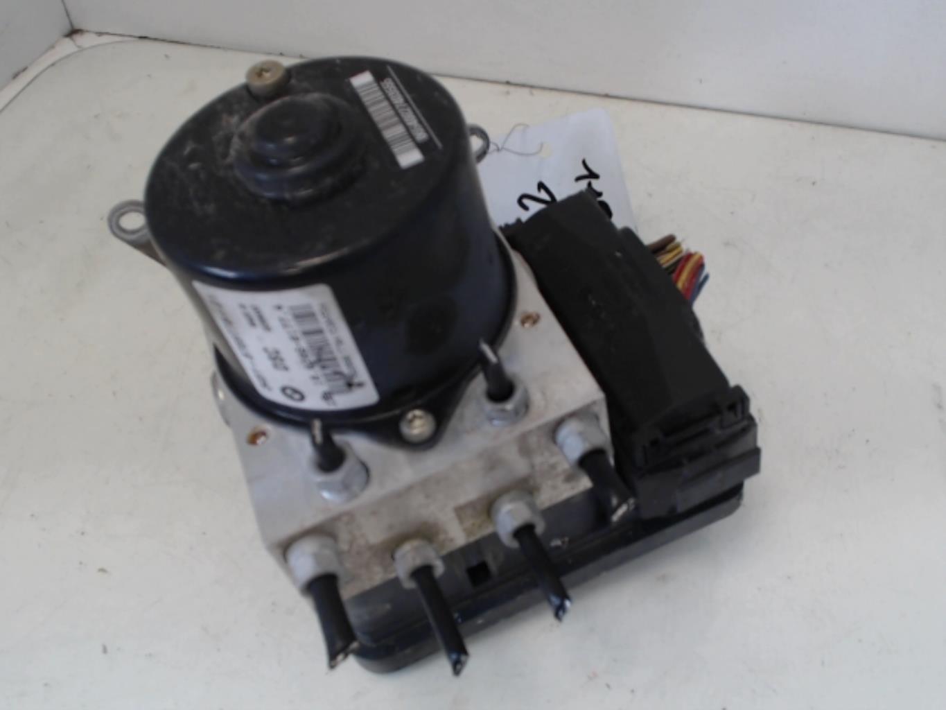 Bloc ABS (freins anti-blocage) BMW SERIE 1 E87 PHASE 1 Diesel - 1