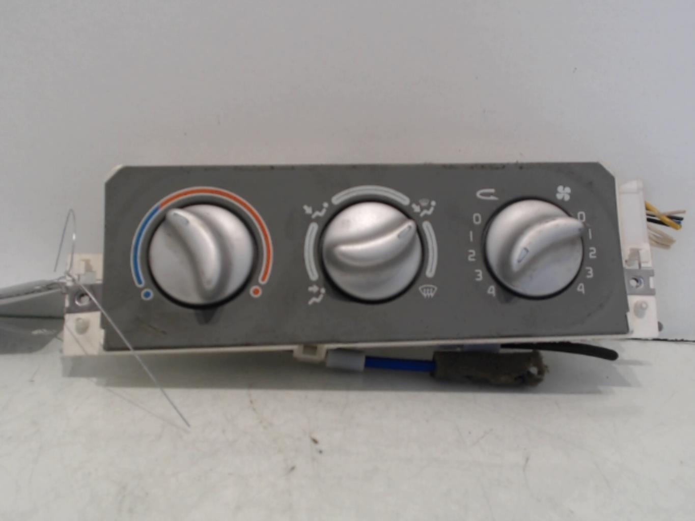 Commande chauffage RENAULT TWINGO 1 PHASE 3 Essence - 1