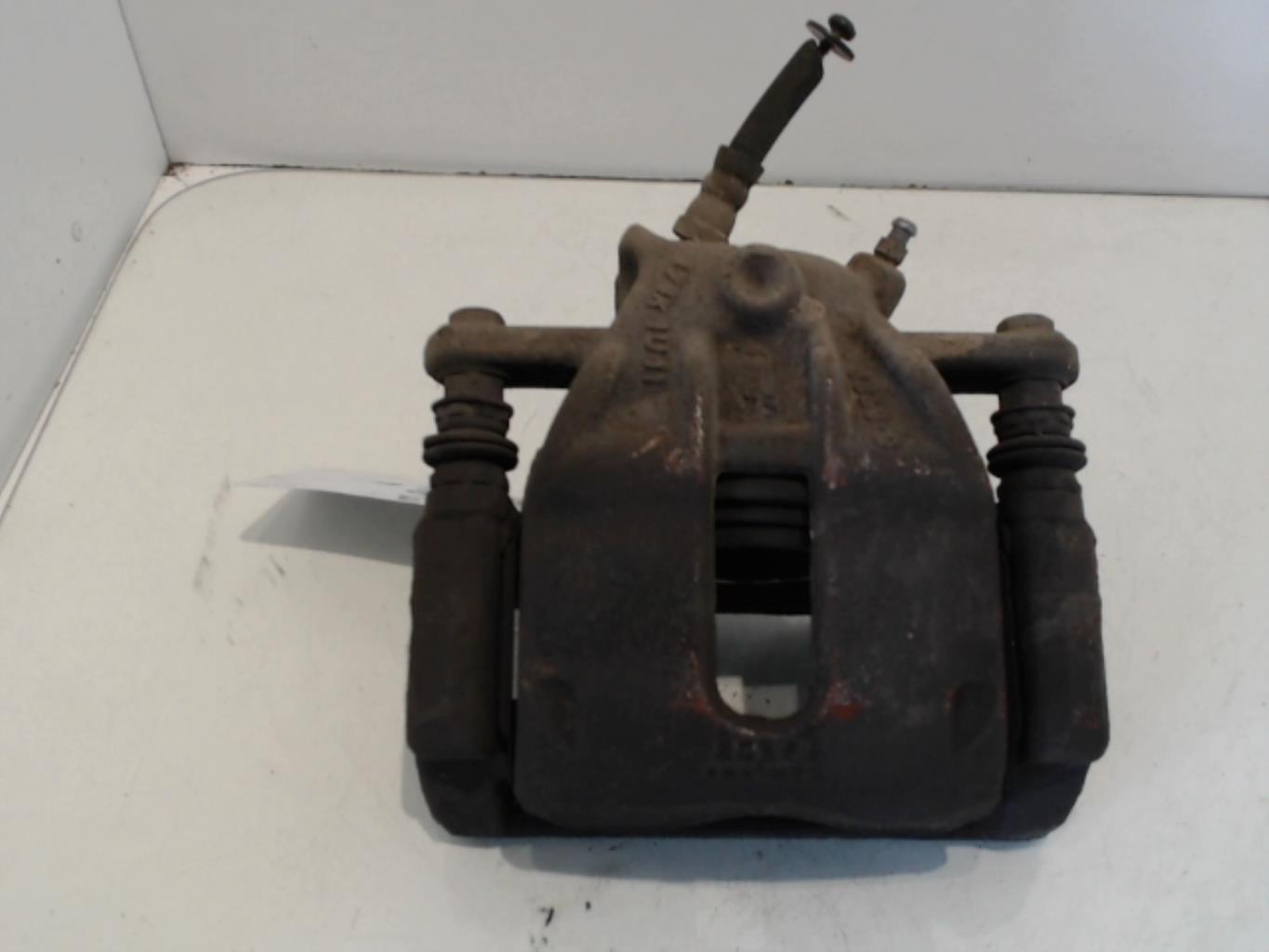 Etrier avant gauche (freinage) RENAULT CLIO 3 PHASE 1 Diesel - 1