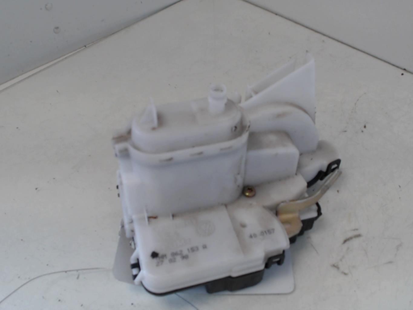 Chiusura centralizzata posteriore destra VOLKSWAGEN POLO 3 PHASE 1 Gasolina - 1