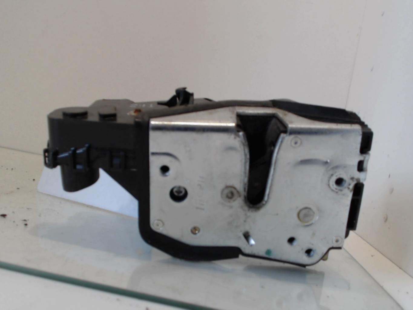 Chiusura centralizzata anteriore sinistra BMW SERIE 3 E46 PHASE 2 Diésel - 1