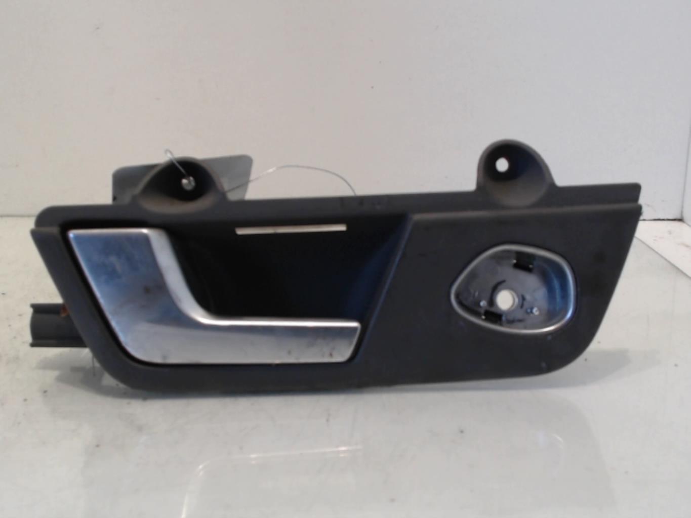 Maniglia interna posteriore sinistra AUDI A4 2 PHASE 1 Diésel - 1