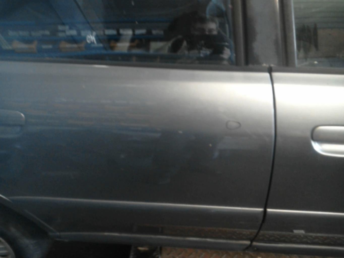 Puerta trasera derecha AUDI A4 1 PHASE 2 Diésel - 1