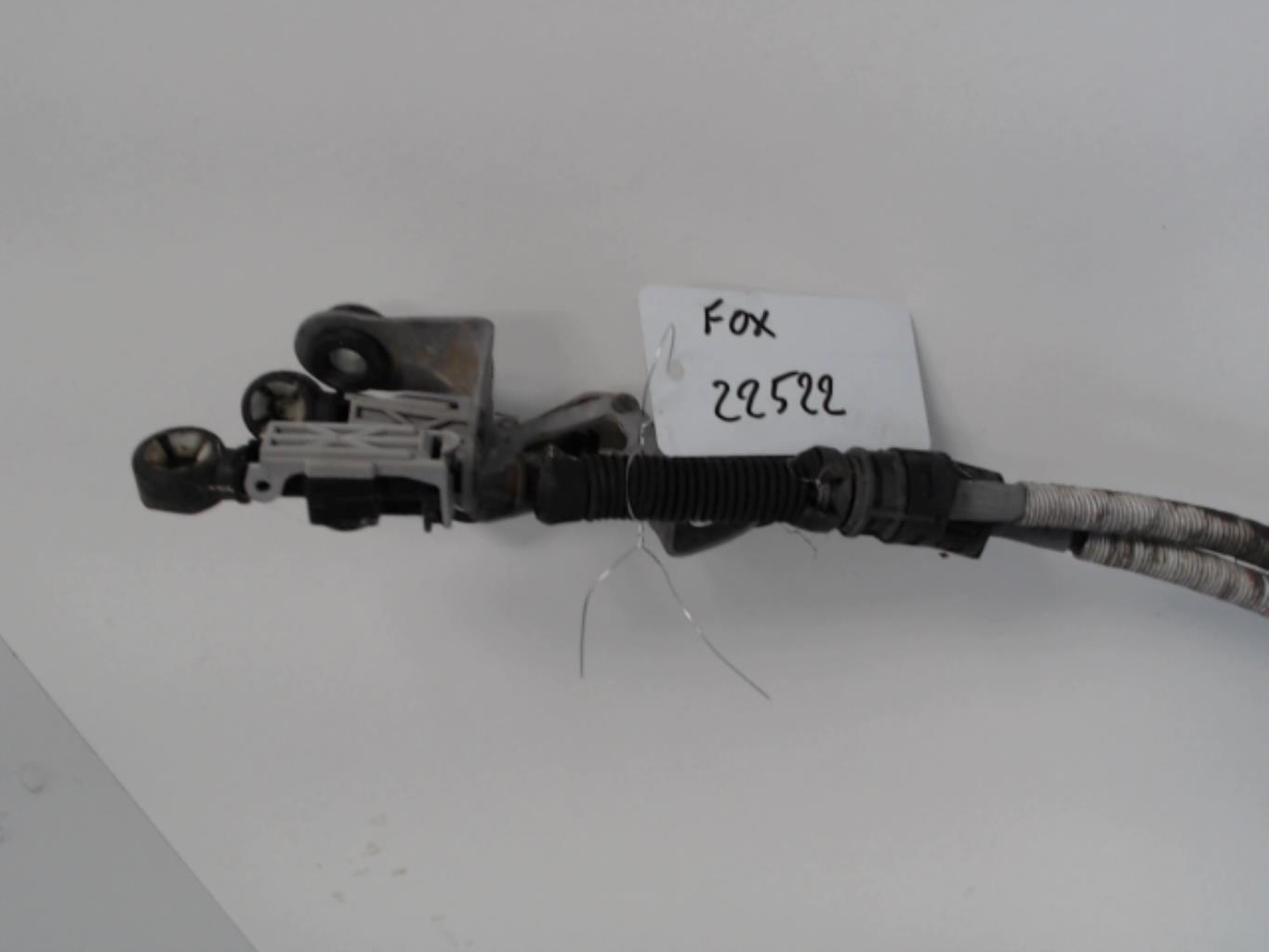 Cable levier de vitesses VOLKSWAGEN FOX Essence - 1