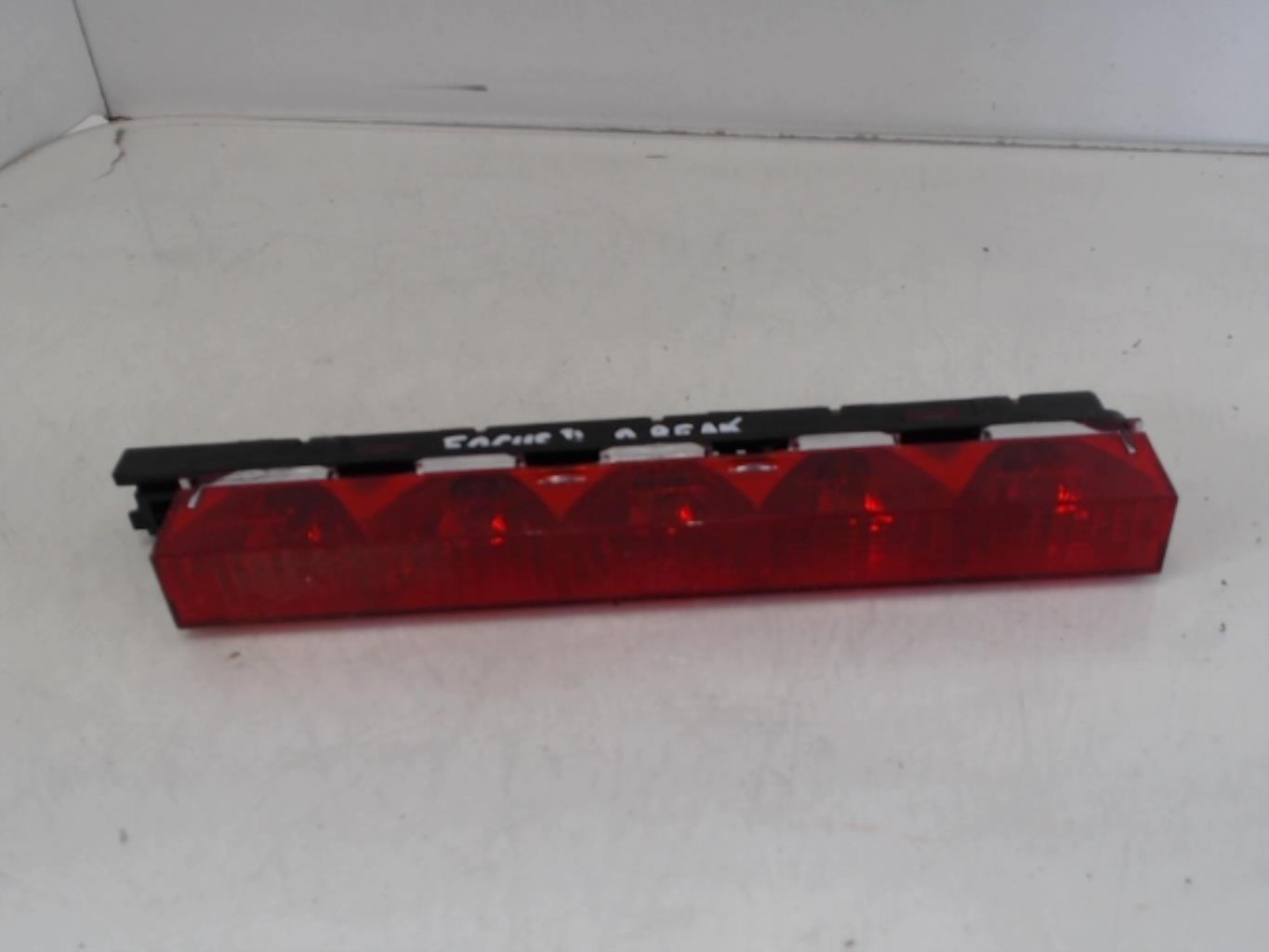 Feu arriere stop central FORD FOCUS 2 PHASE 1 BREAK Diesel - 1
