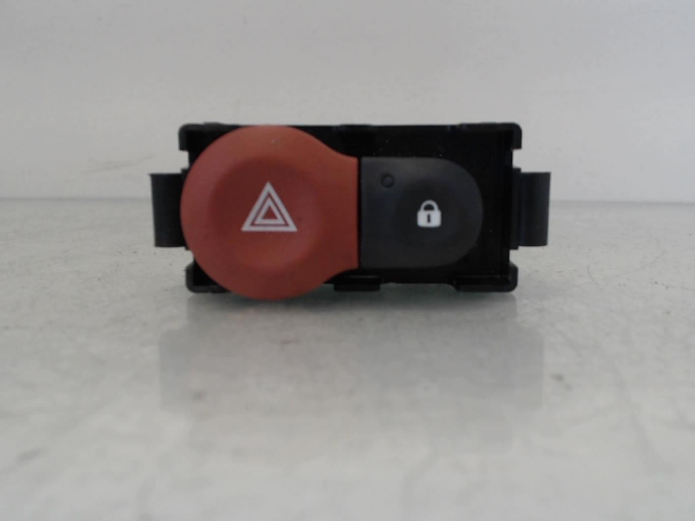Bouton de warning RENAULT TWINGO 3 PHASE 1  - 1